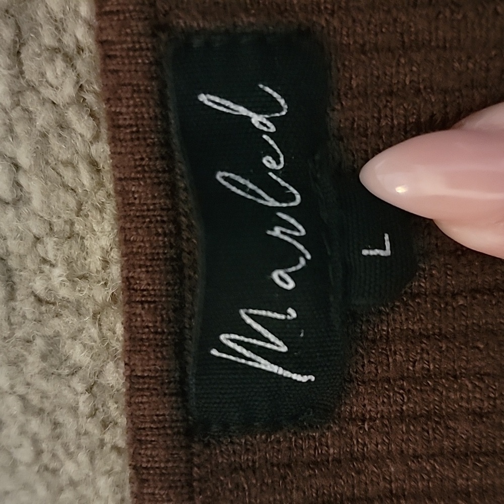 High Neck Ribbed Tank Top - Picture 4 of 7